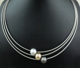 PIT WINKLER in Bonn, Bonn, Schmuck, Kettenunikate, einzigartig, Design aktuell, Qualität, Design, Schmuckstück, Münsterstraße 12-14, 53111 Bonn