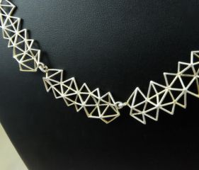 PIT WINKLER in Bonn, Bonn, Schmuck, Kettenunikate, einzigartig, Design aktuell, Qualität, Design, Schmuckstück, Münsterstraße 12-14, 53111 Bonn